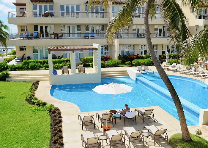 The Phoenix Resort San Pedro (Ambergris Caye)